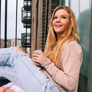 Meet your Posher, Mary rose